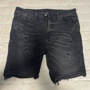 Men’s American Eagle jean shorts